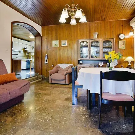 Holiday Home, Selca - Villa Spila, 6 Ppl Selca